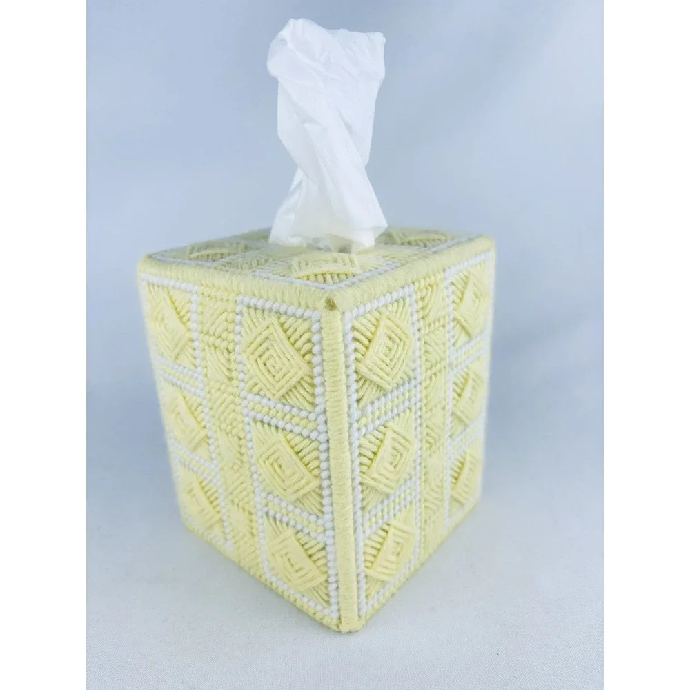 Knitted Stitched Crochet Tissue Box Cover‎ Vintage Yellow  Cream Handmade Decor